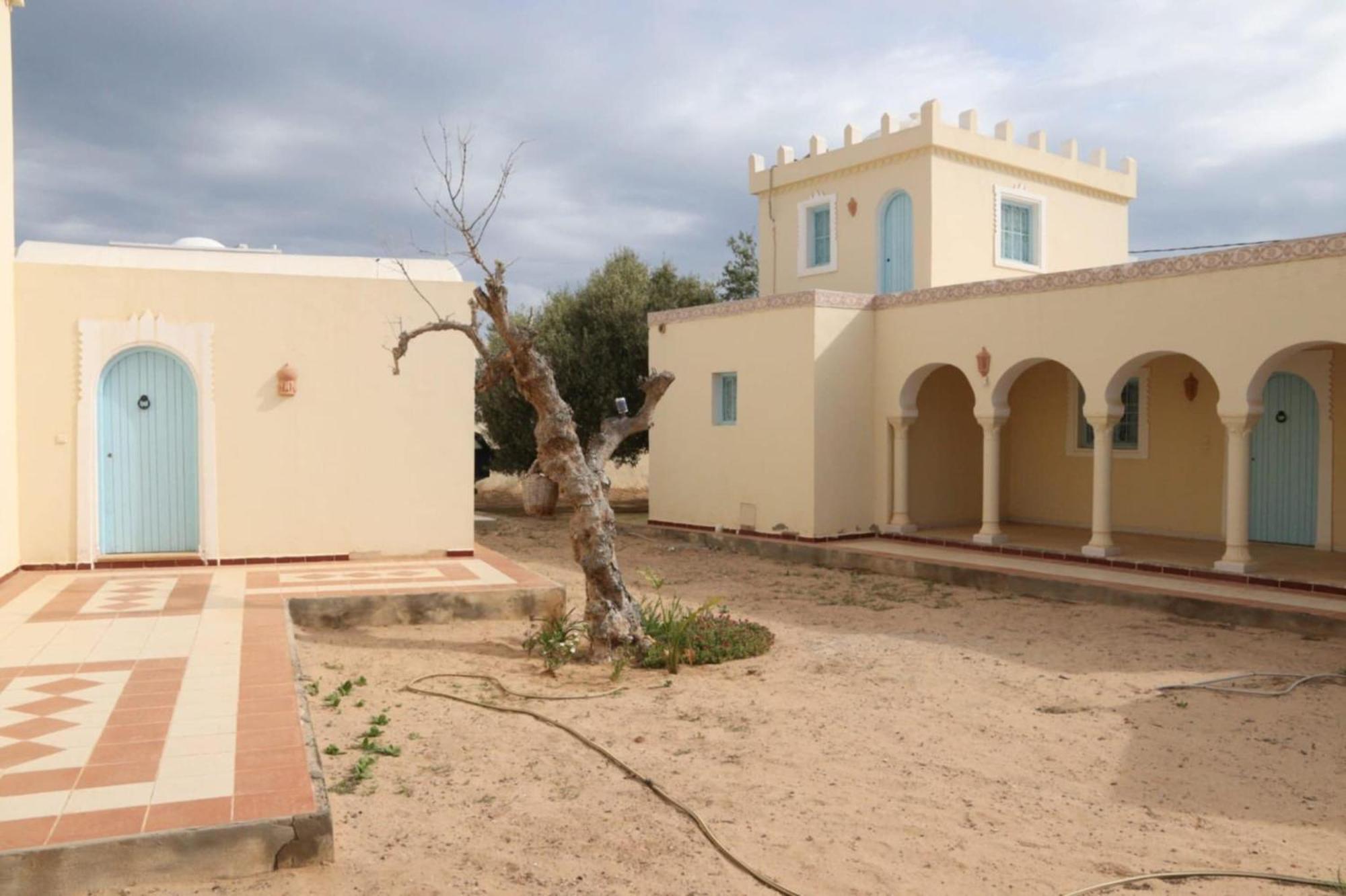 Dar El Jerbiya Hotel Midoun Luaran gambar